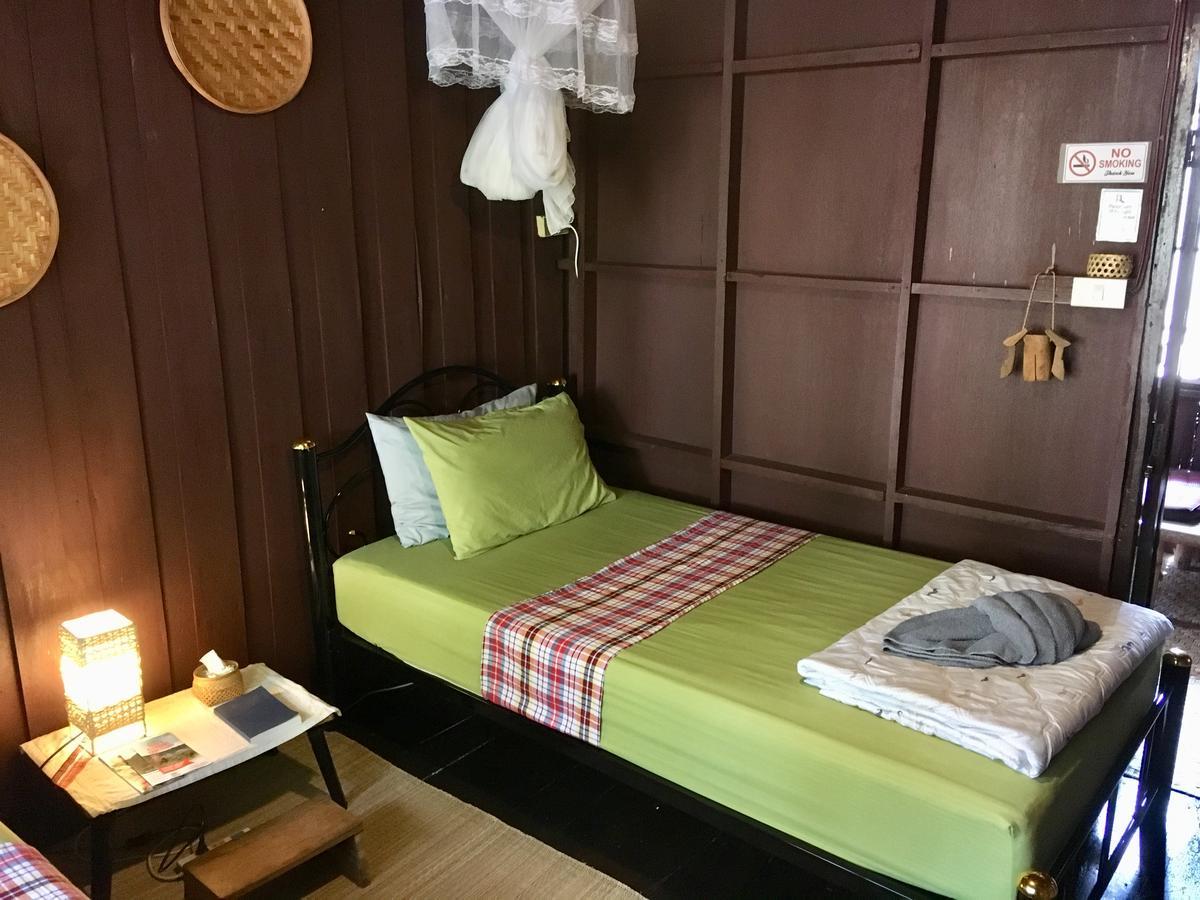 Twin House @ Tapae Hostel - Chiang Mai — Photos 3